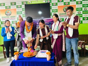 स्थापना दिवसमा लोक दोहोरी प्रतिष्ठानद्वारा मानव सेवा आश्रमलाई सहयोग