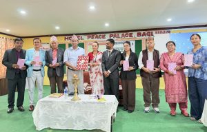महतोद्वारा लिखित ‘वाणीको उडान’ विमोचित